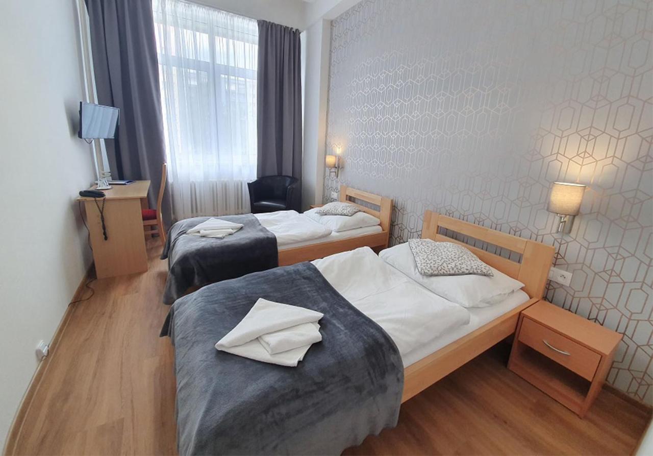 Hotel Preveza Spišská Nová Ves エクステリア 写真